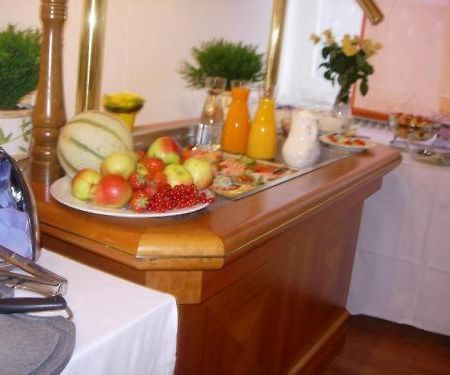 Hotel Krone Sindelfingen Kültér fotó